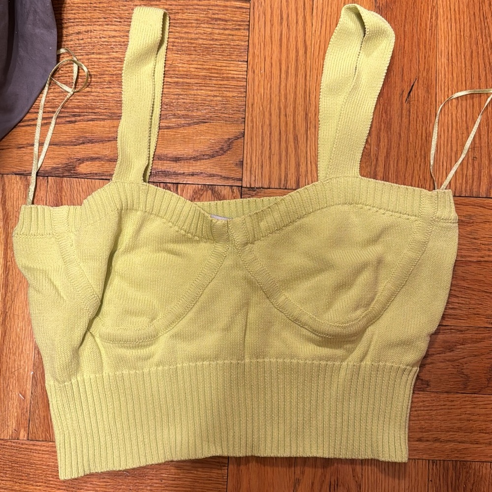 GREEN ENDLESS ROSE RIBBED CROP TOP - Picture 4 of 5